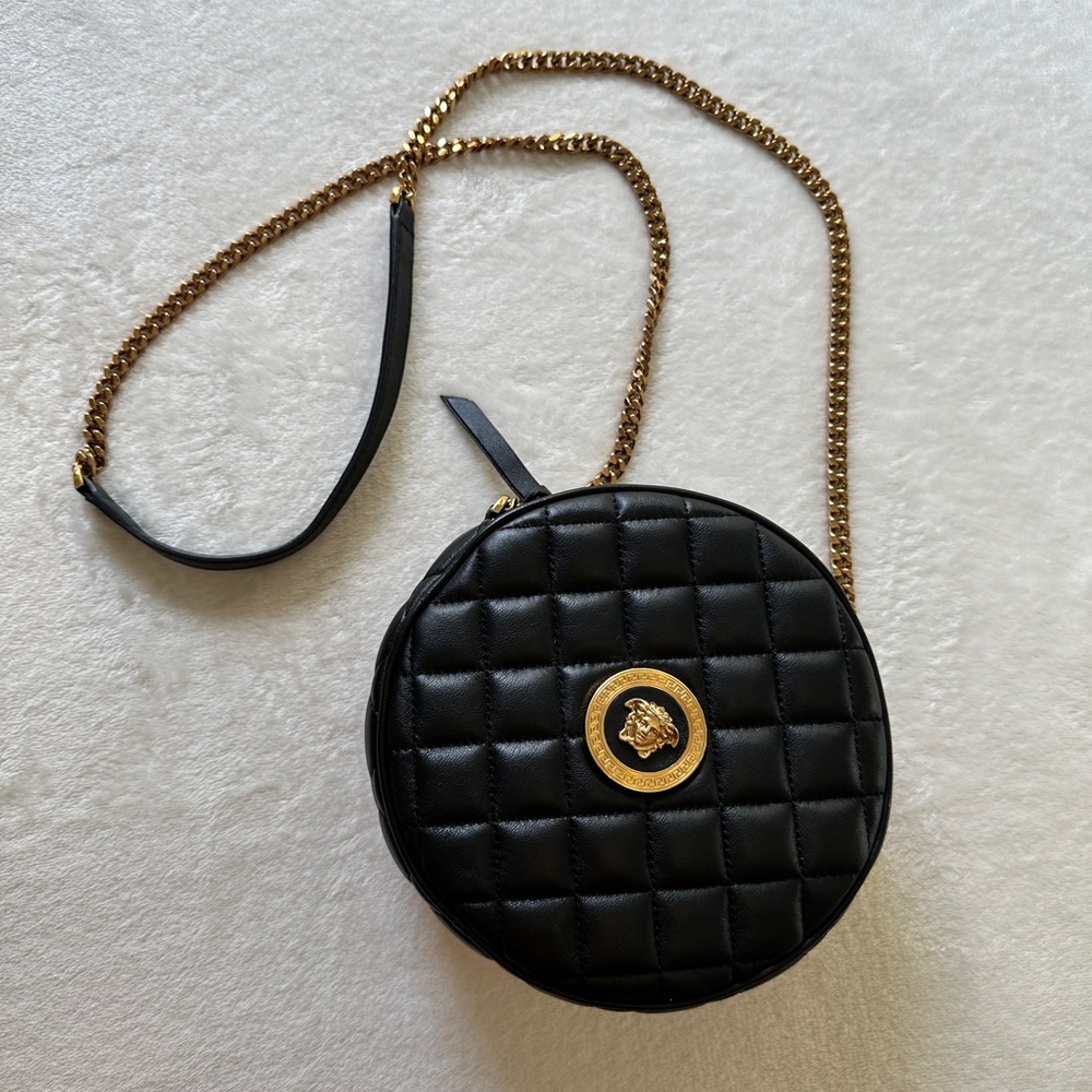 La Medusa Round Camera Bag Quilted Leather Small
